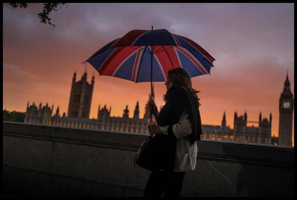 "Fingete di essere gay per avere asilo", svelata la truffa in Gran Bretagna - 