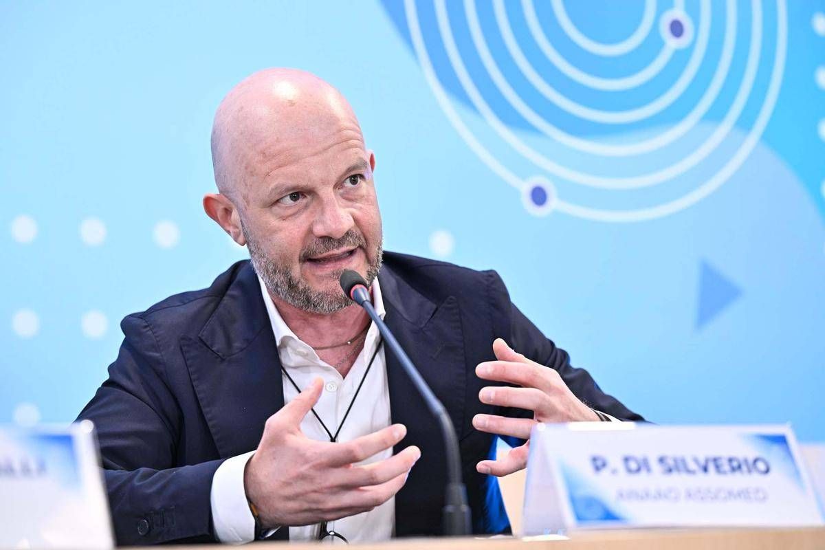 Sanità, Di Silverio (Anaao): "Ssn fermo a 50 anni fa, servono riforma strutturale e più equità territoriale" - 