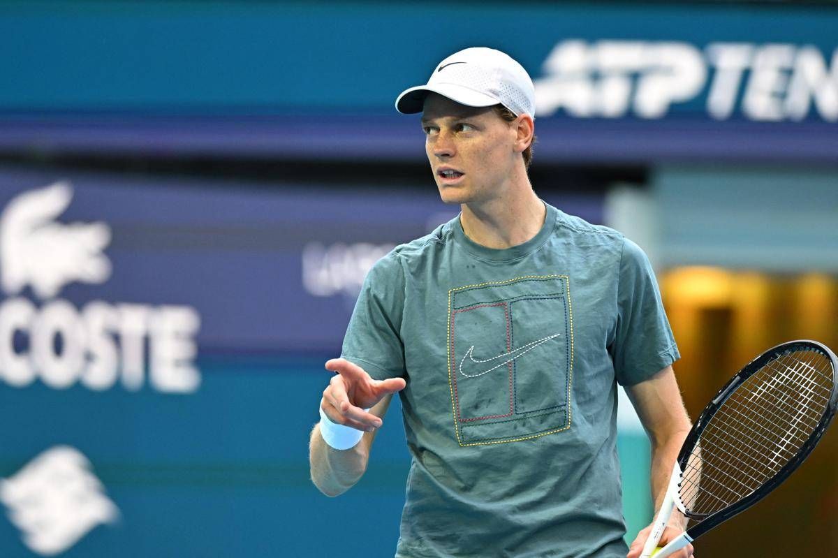 Sinner maestro di tennis per un giorno: la 'lezione' a Montecarlo - 