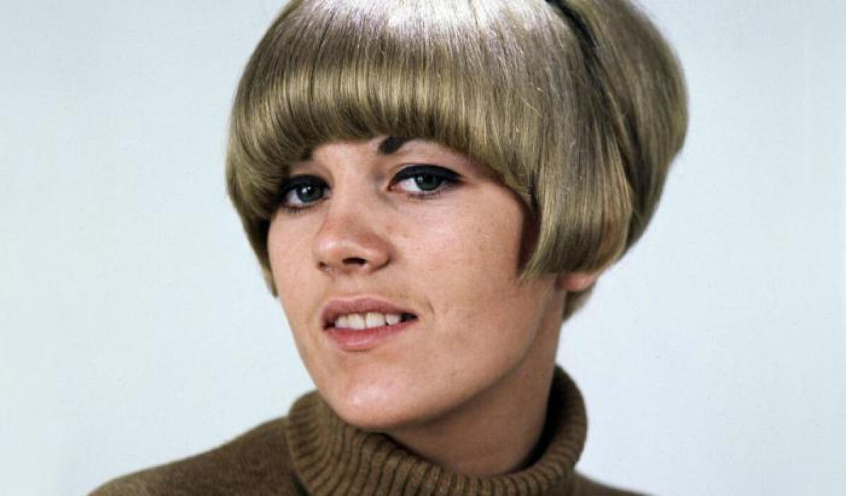 Nascita di Caterina Caselli: 80 anni dalla nascita dell'icona del 'Casco d'oro' - 