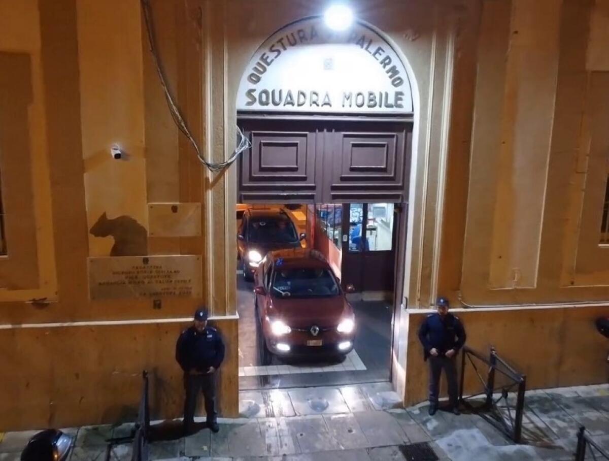 Polizia di Palermo arresta sette spacciatori nella lotta contro il crimine diffuso - 