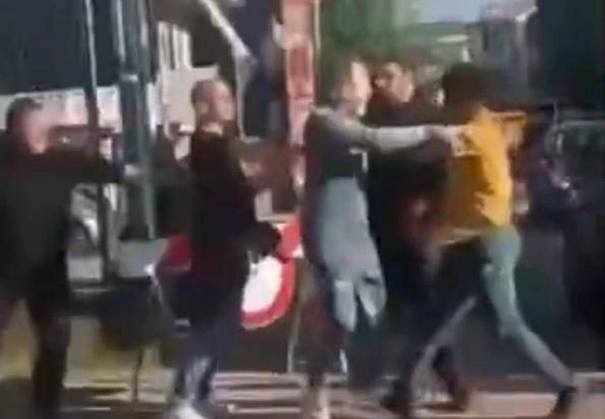 Caos Verona, Orban litiga con un tifoso dopo ko contro Il Milan: cos'è successo - 