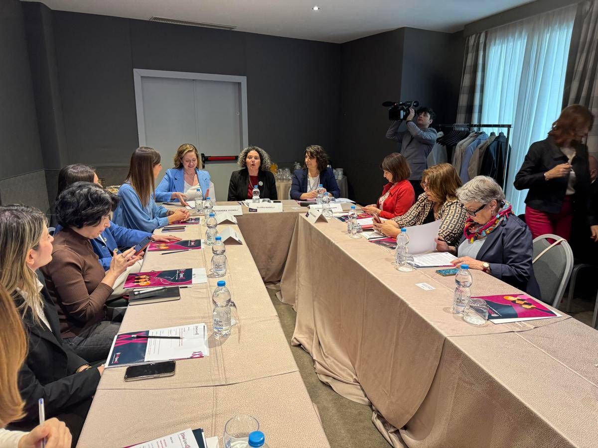 Malattie rare, al via campagna 'She SpeaXX' per dare voce alle donne con malattia di Fabry - 