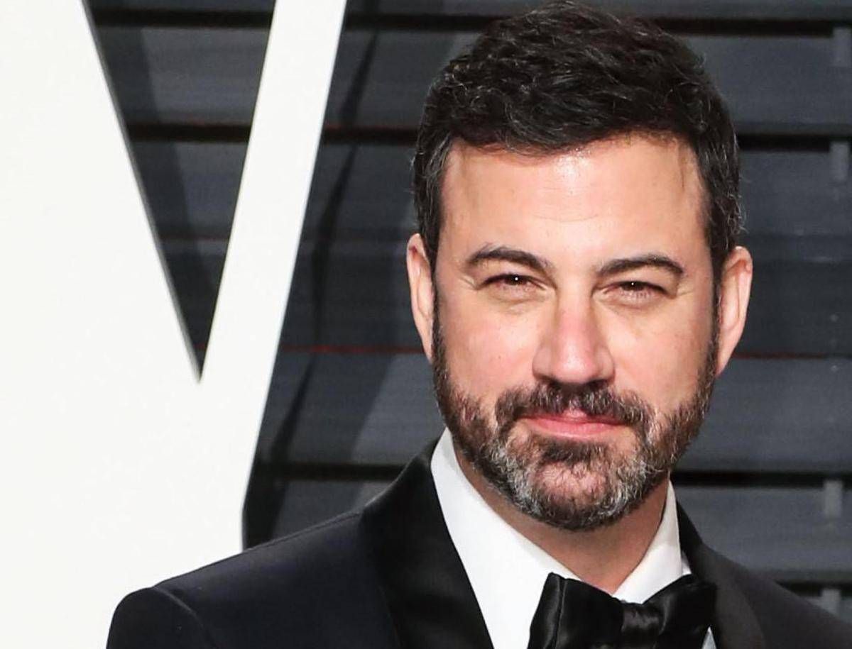 Kimmel: "Melania Trump vedova in attesa". Il presidente e la First Lady: "Va licenziato" - 