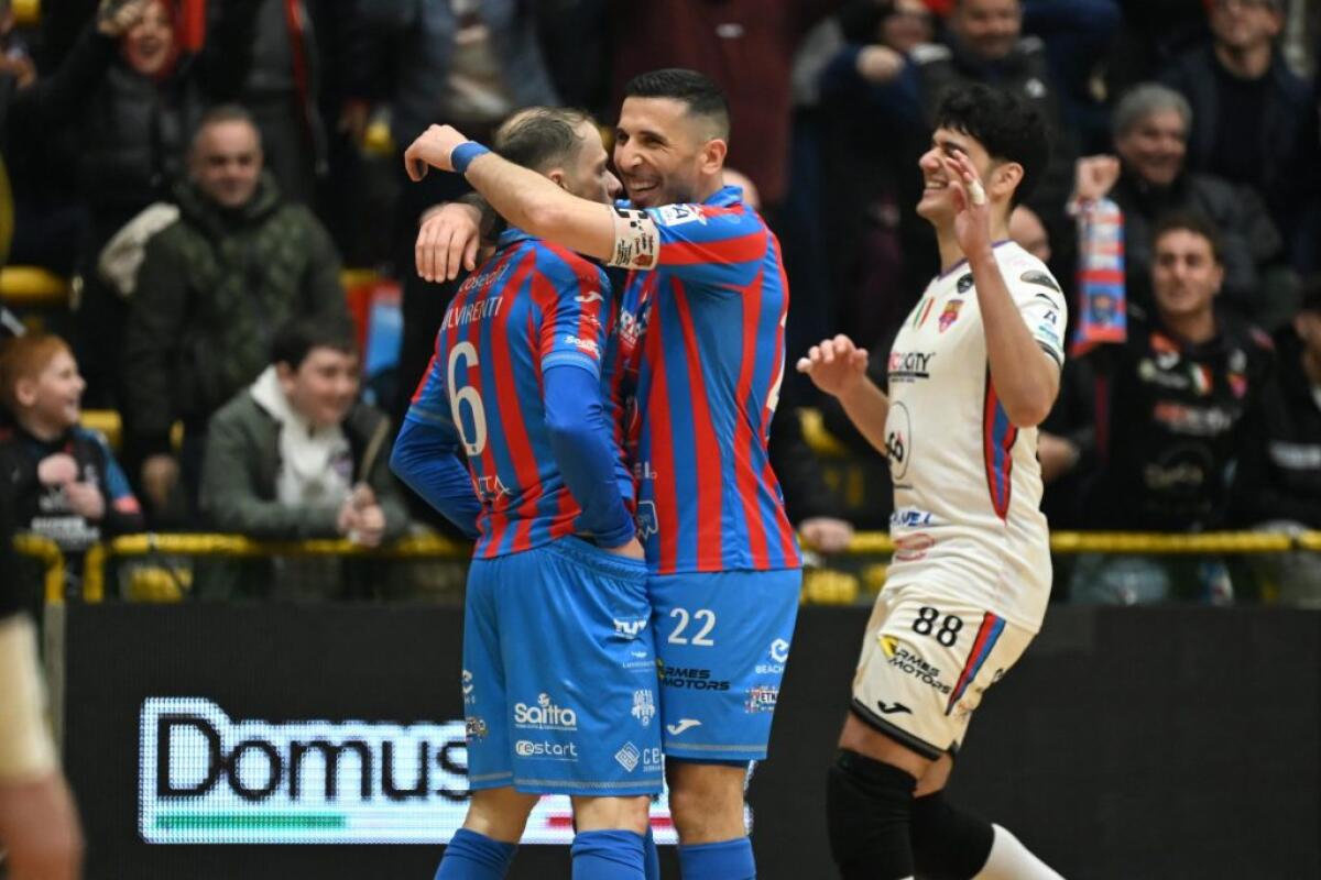 Meta Catania e Napoli: Un Pareggio Epico in una Serata di Emozioni al PalaCatania - 