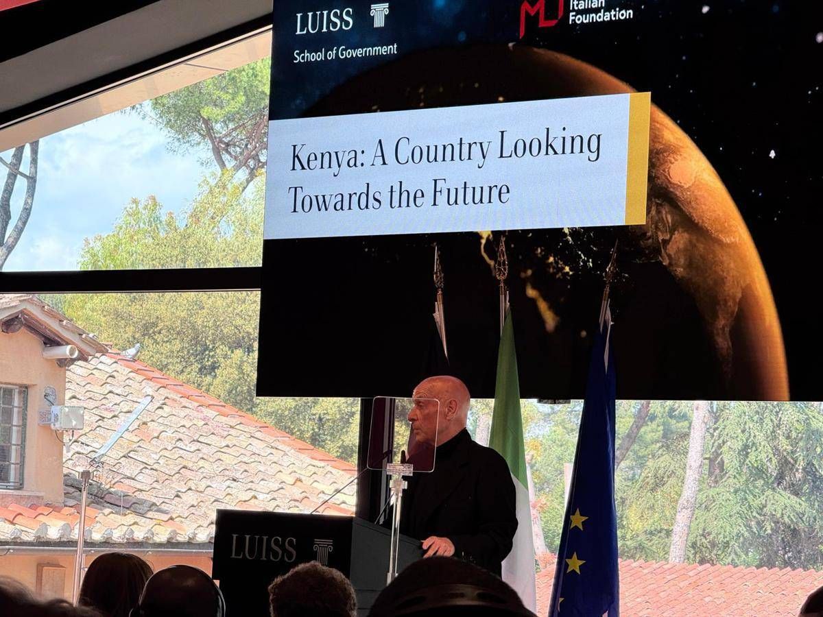 Migranti, Minniti: "Non emergenza ma fenomeno globale, sfida è gestione dei flussi" - 