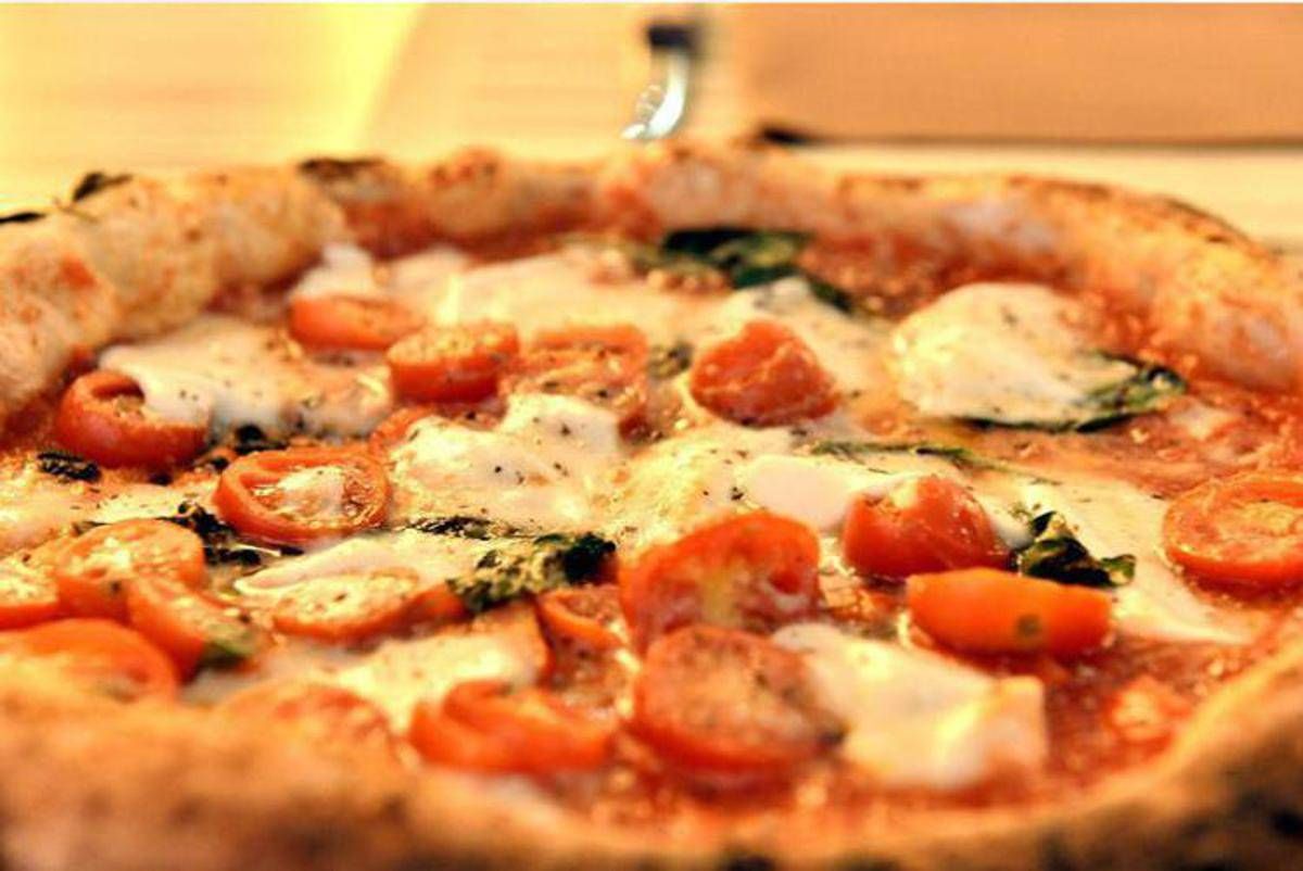 Pizza e bibita sempre più care, ecco la classifica delle 30 città più costose - 