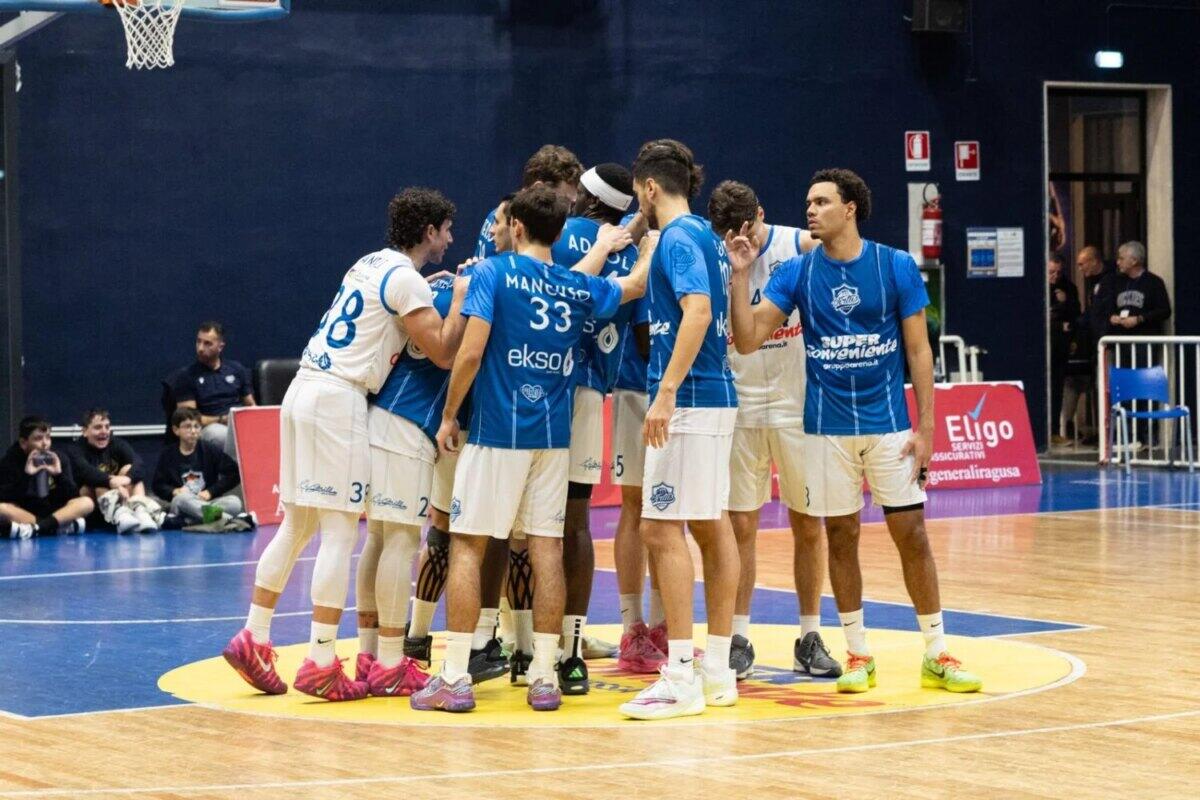 <p><strong>Virtus Ragusa conquista la vittoria a Rende e si prepara ai playoff contro Angri</strong></p> - 