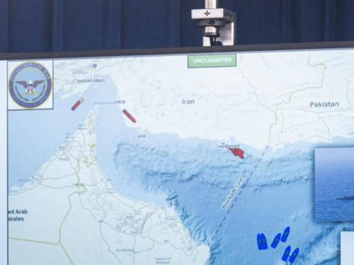 Marines si calano con le corde e sequestrano nave iraniana, le immagini - 