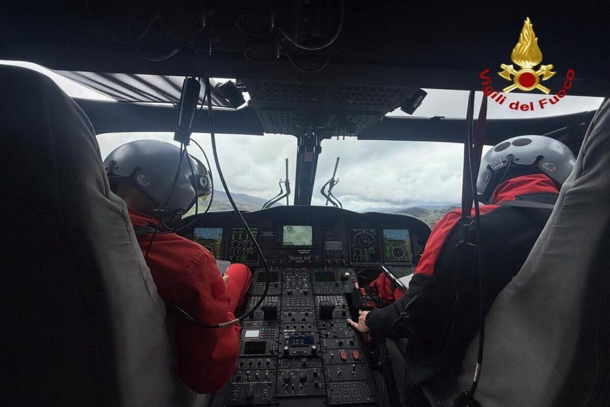 Vigili del Fuoco: operazione di soccorso salva 29 persone isolate da violenta piena a San Fratello - 
