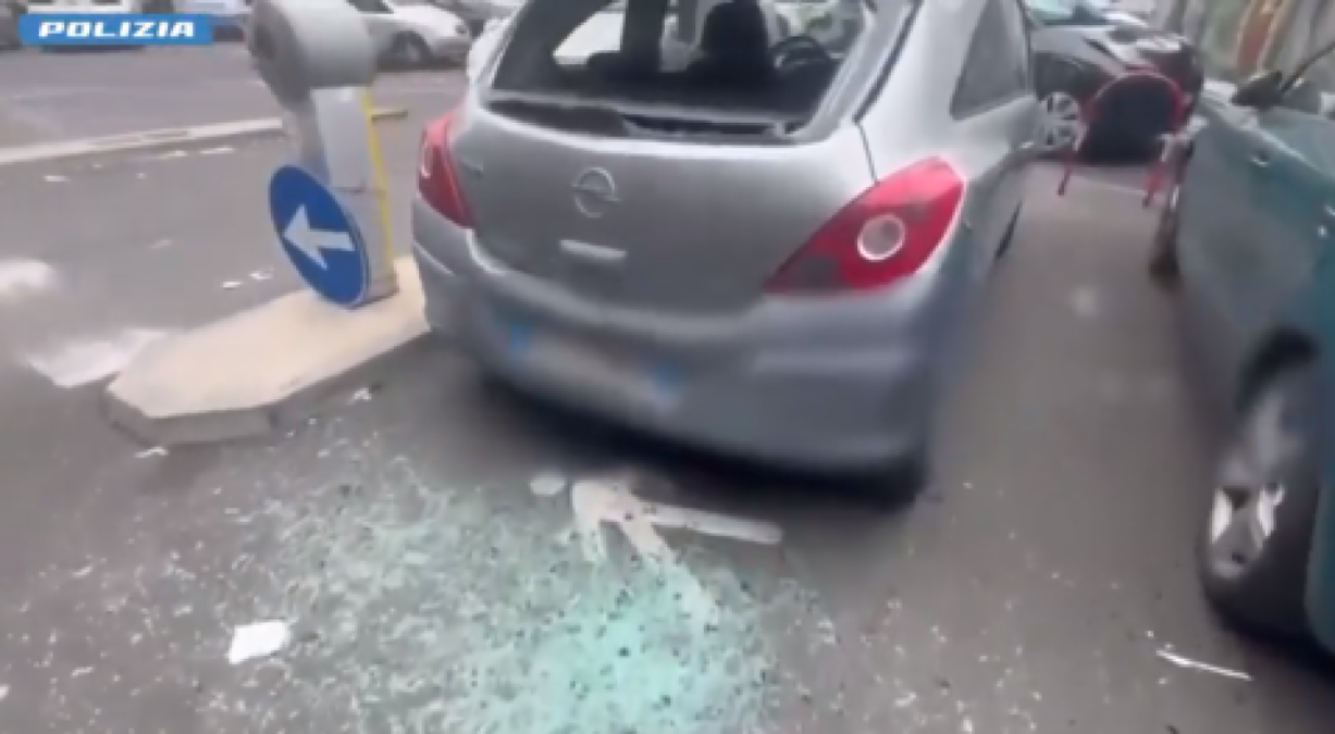 Catania: arrestato uomo per danneggiamento e furti su auto in via Luigi Sturzo - 
