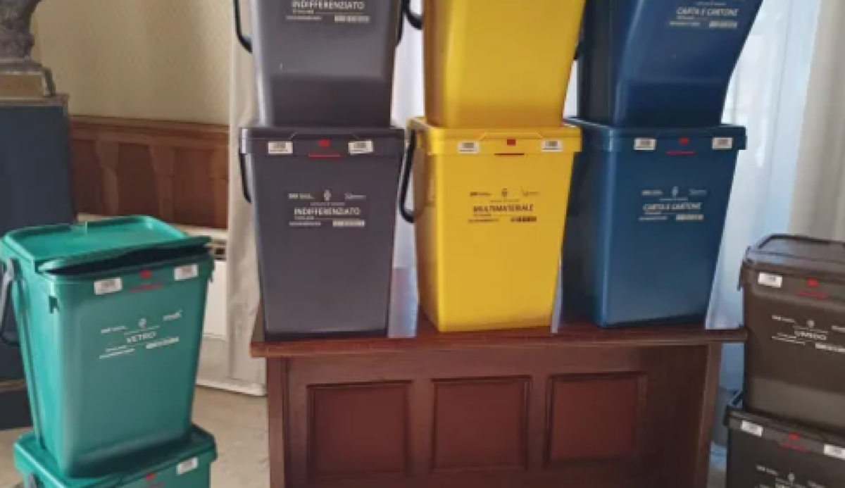 Tari in aumento e differenziata ferma: il report 2025 punta il dito sulla Sicilia - 
