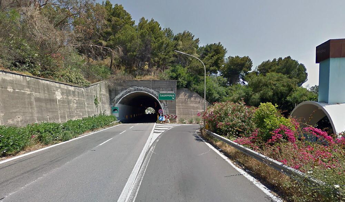 Taormina: chiuso lo svincolo autostradale per lavori notturni sull'A18 (11-29 maggio 2026) - 