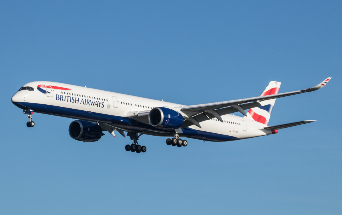 Volo BA2610: paura in volo per wind shear, carburante al minimo e dirottamento su Palermo - 