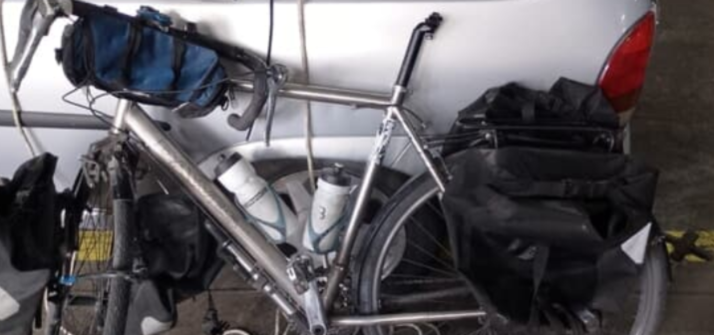 Palermo: recuperata la bici rubata a un medico scozzese in viaggio, automobilista denunciato - 