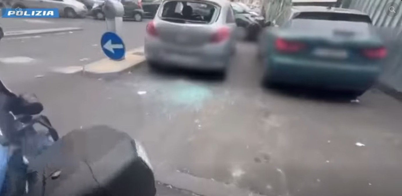 Catania: arrestato un uomo che rompeva i vetri delle auto in sosta e rubava all'interno - 