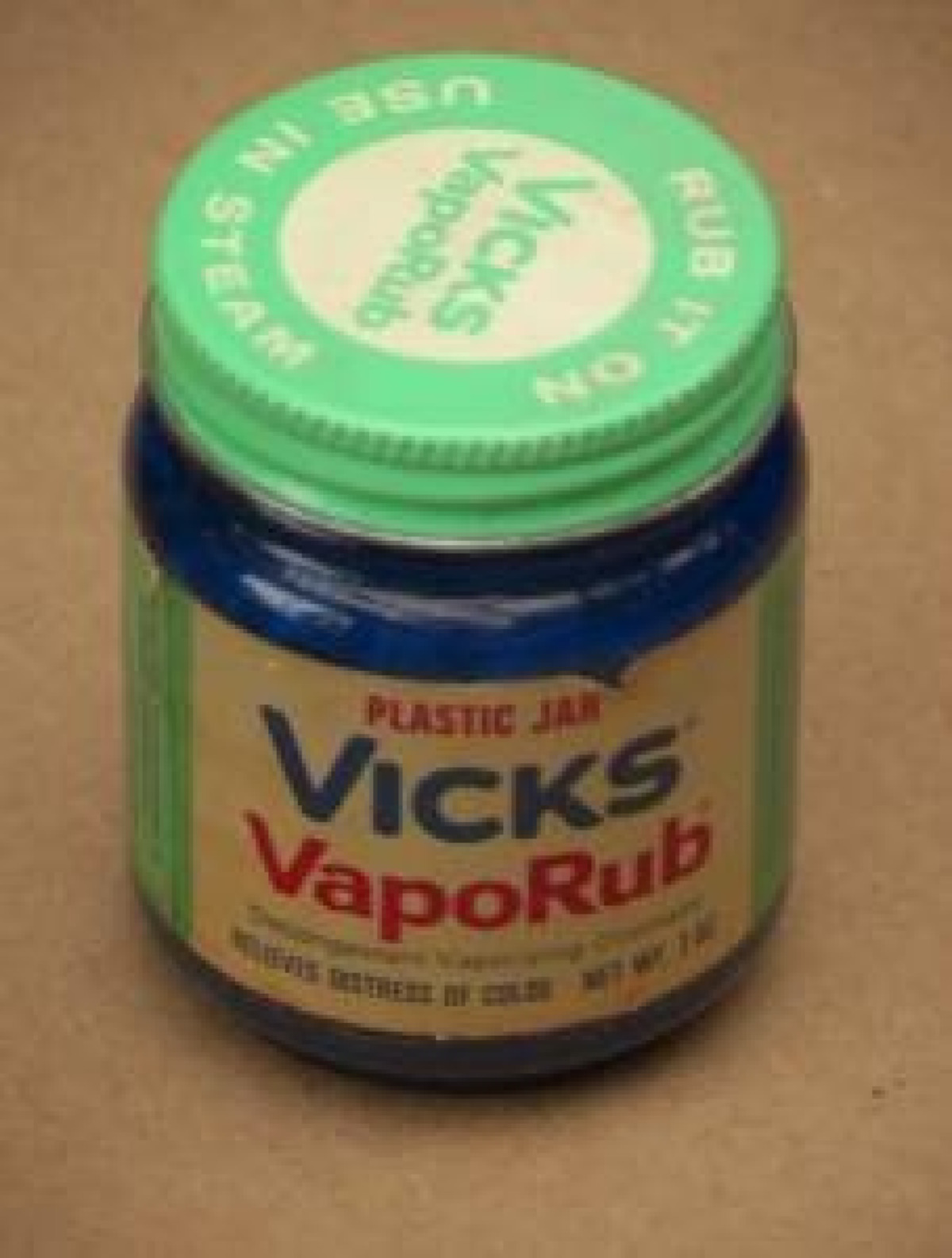 Vicks Vaporub: il profumo dell’infanzia che tutti ricordano - 