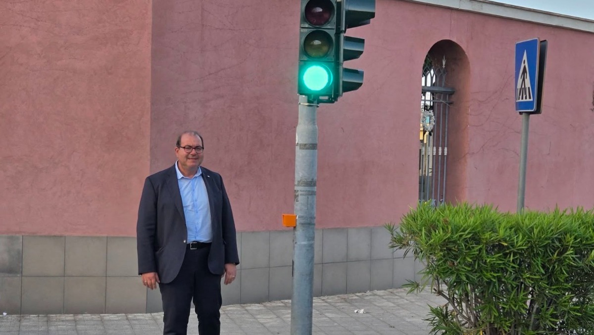San Gregorio di Catania: ammodernato il semaforo di via Roma, testato dal sindaco Sgroi - Credit Foto Comune di San Gregorio di Catania