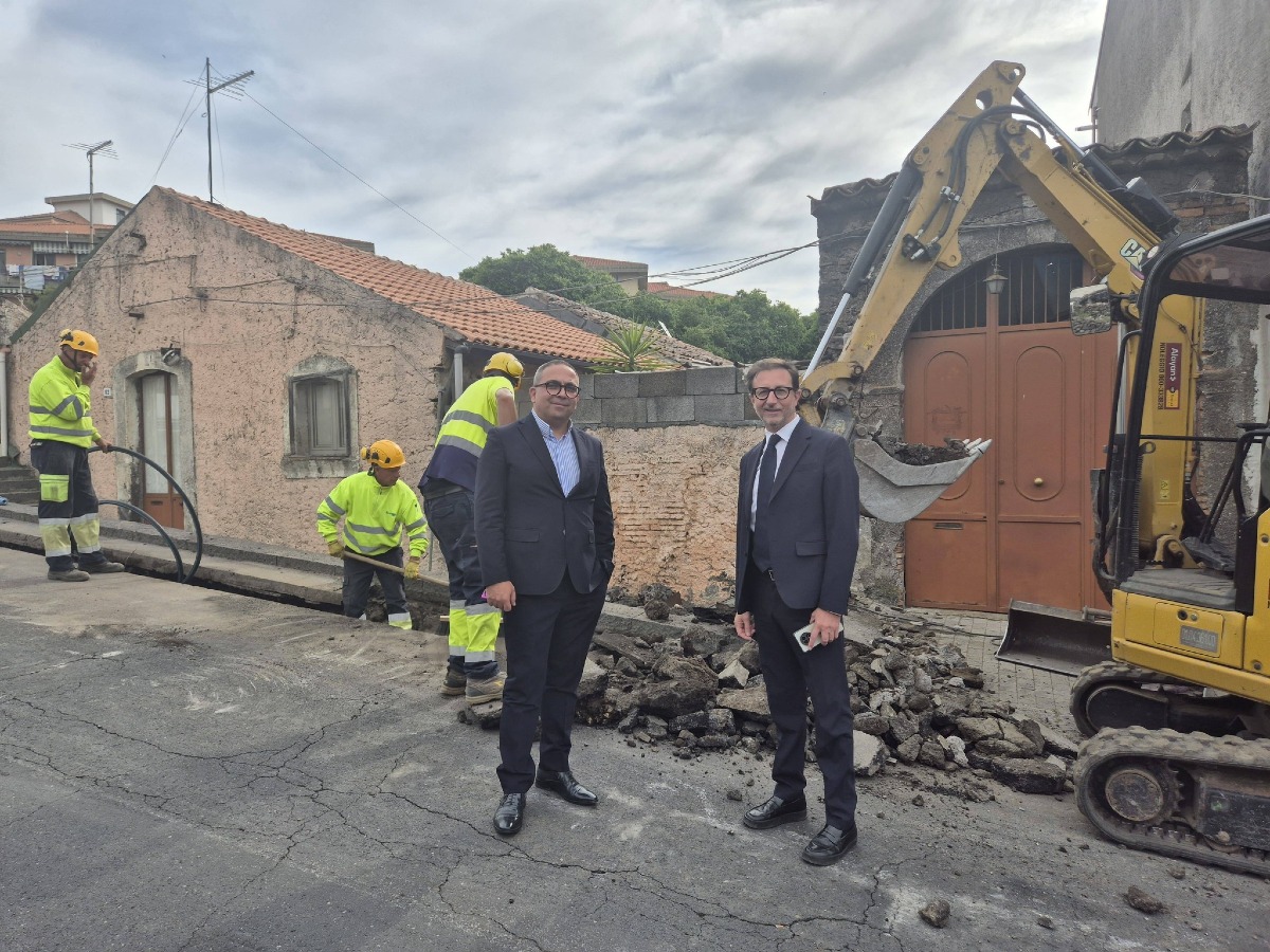 Belpasso: al via i cantieri PNRR per le condotte capillari, sopralluogo del sindaco e di Acoset - Credit foto Carlo Caputo
