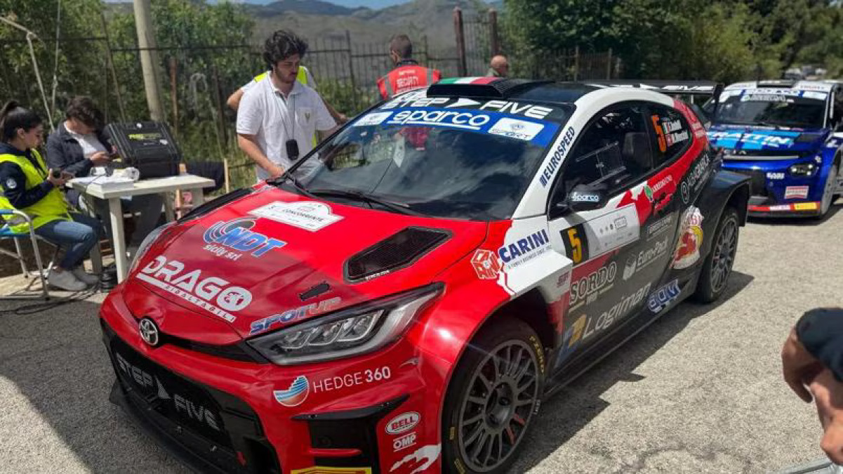 Investito durante un rally a Racalmuto: cronometrista palermitano muore, 7 indagati e autopsia disposta - 