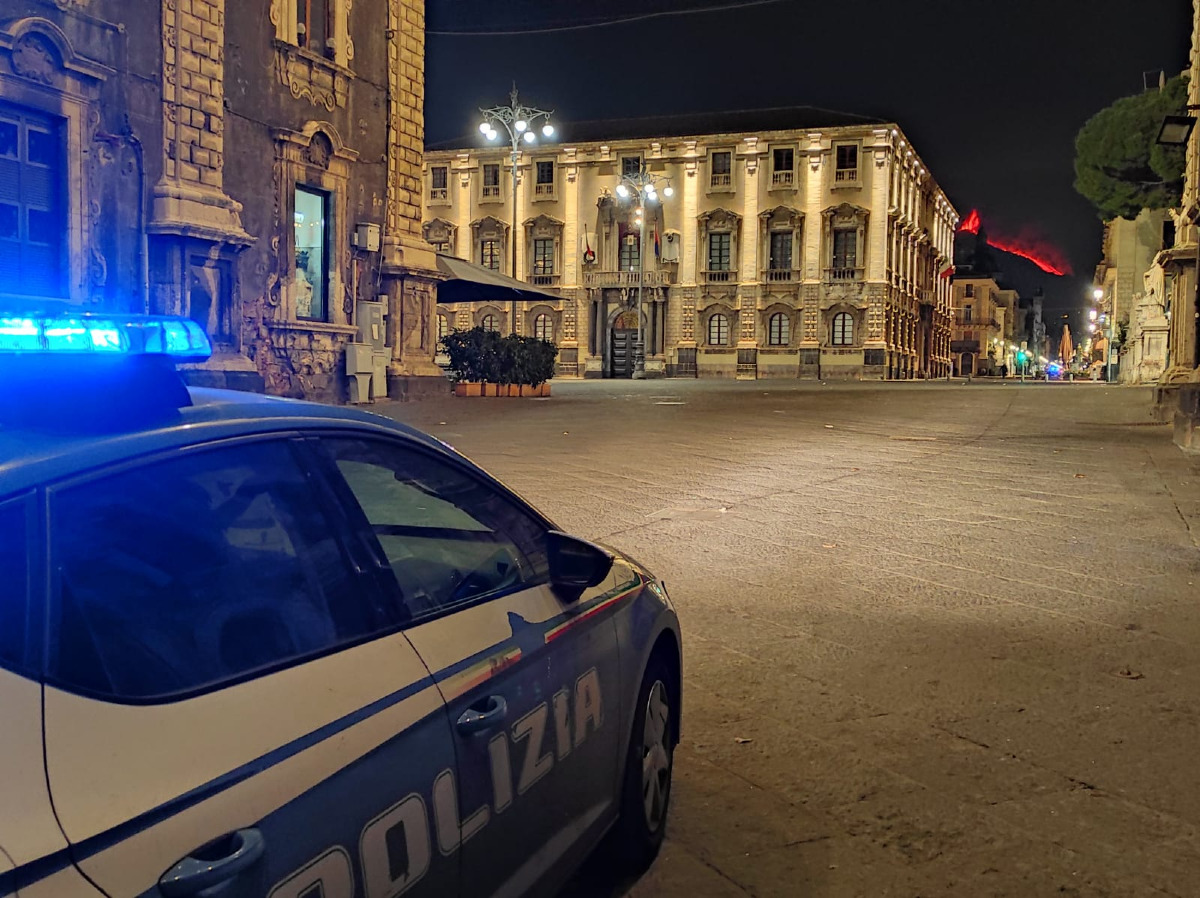 Catania, controlli in centro: titolare di lounge bar denunciato per violazione della sospensione - 