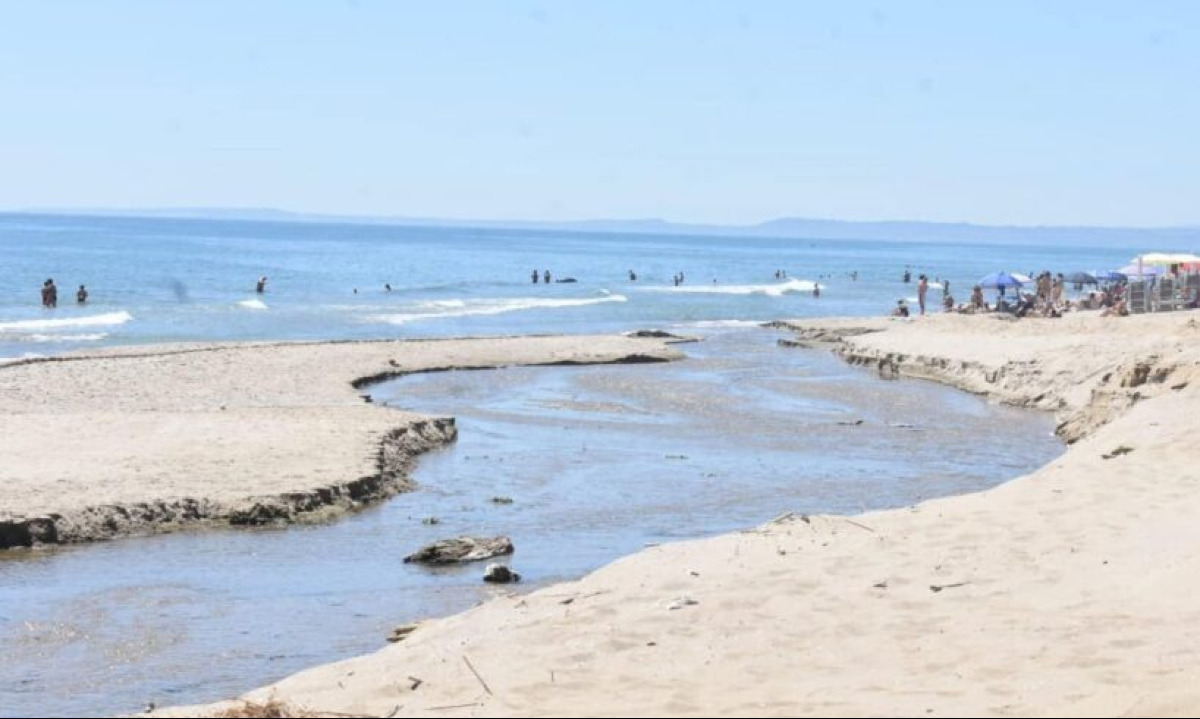 Plaia di Catania: divieto di balneazione alla foce del torrente Forcile per batteri fecali - 