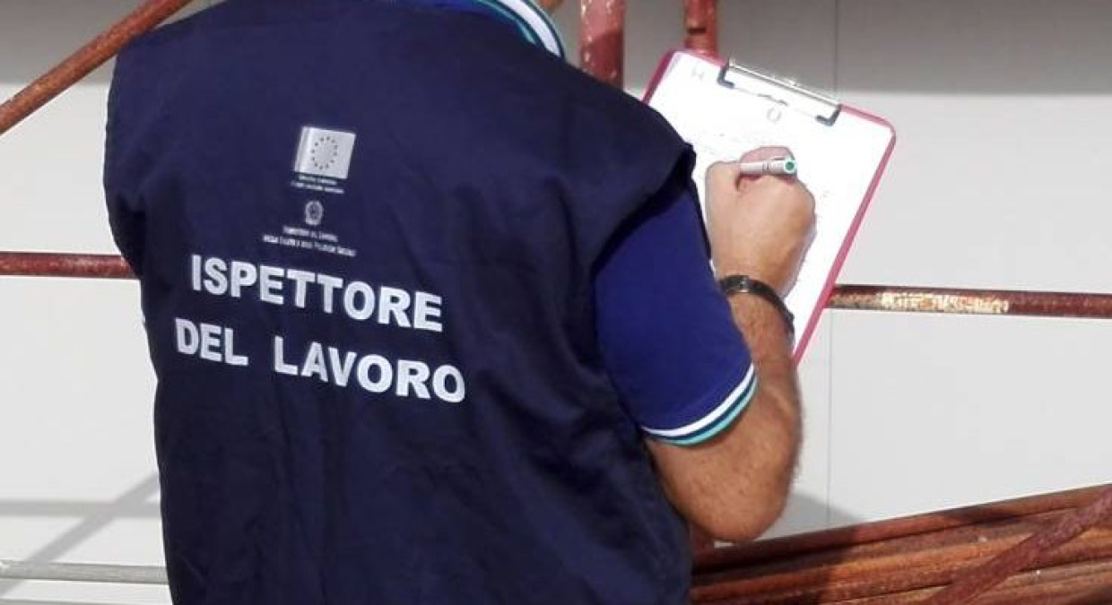 Controlli nei cantieri della provincia di Messina: 36 mila euro di sanzioni per lavoro in nero e carenze di sicurezza - 