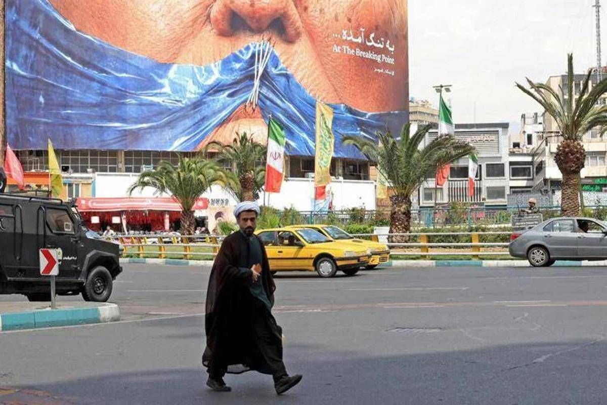 Attacco Usa nel Sud dell'Iran, colpito sito di missili e navi. L'avvertimento di Teheran - 