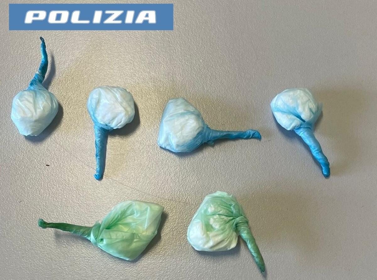 Arresto a Catania: 21enne sorpreso con cocaina durante un controllo della Polizia - 