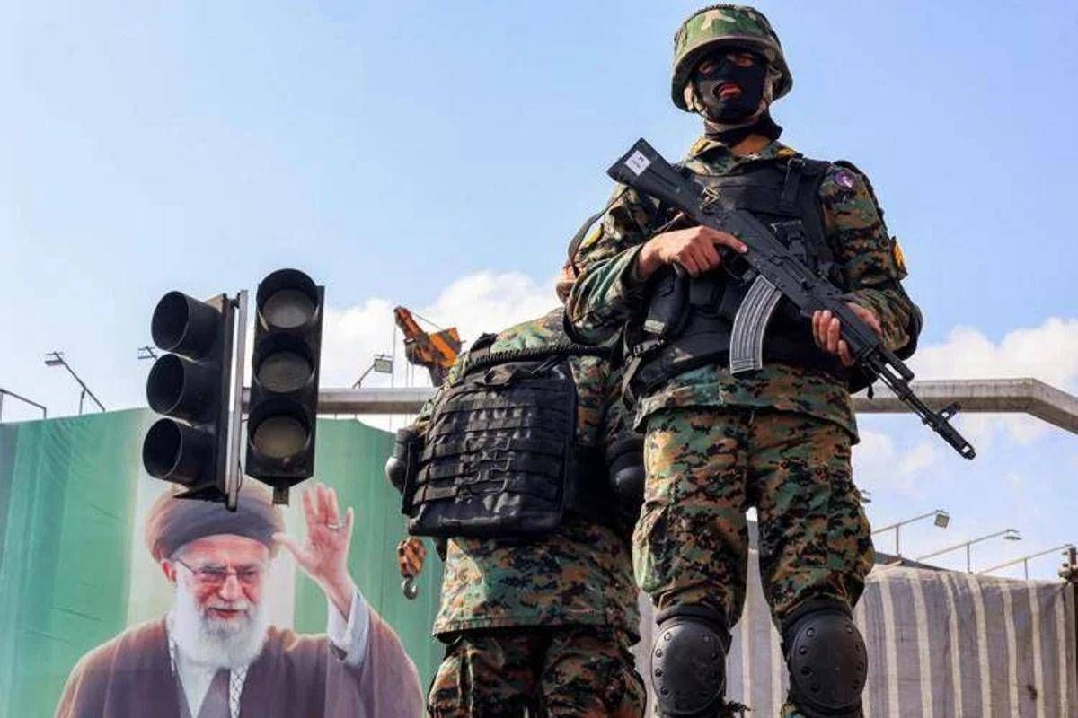 Iran, Trump vede i consiglieri per la sicurezza: sul tavolo le opzioni per la ripresa della guerra - 