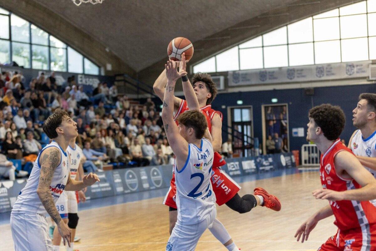 Virtus Ragusa cede il fattore campo nella gara-1 dei playoff contro Angri 65-78 - 
