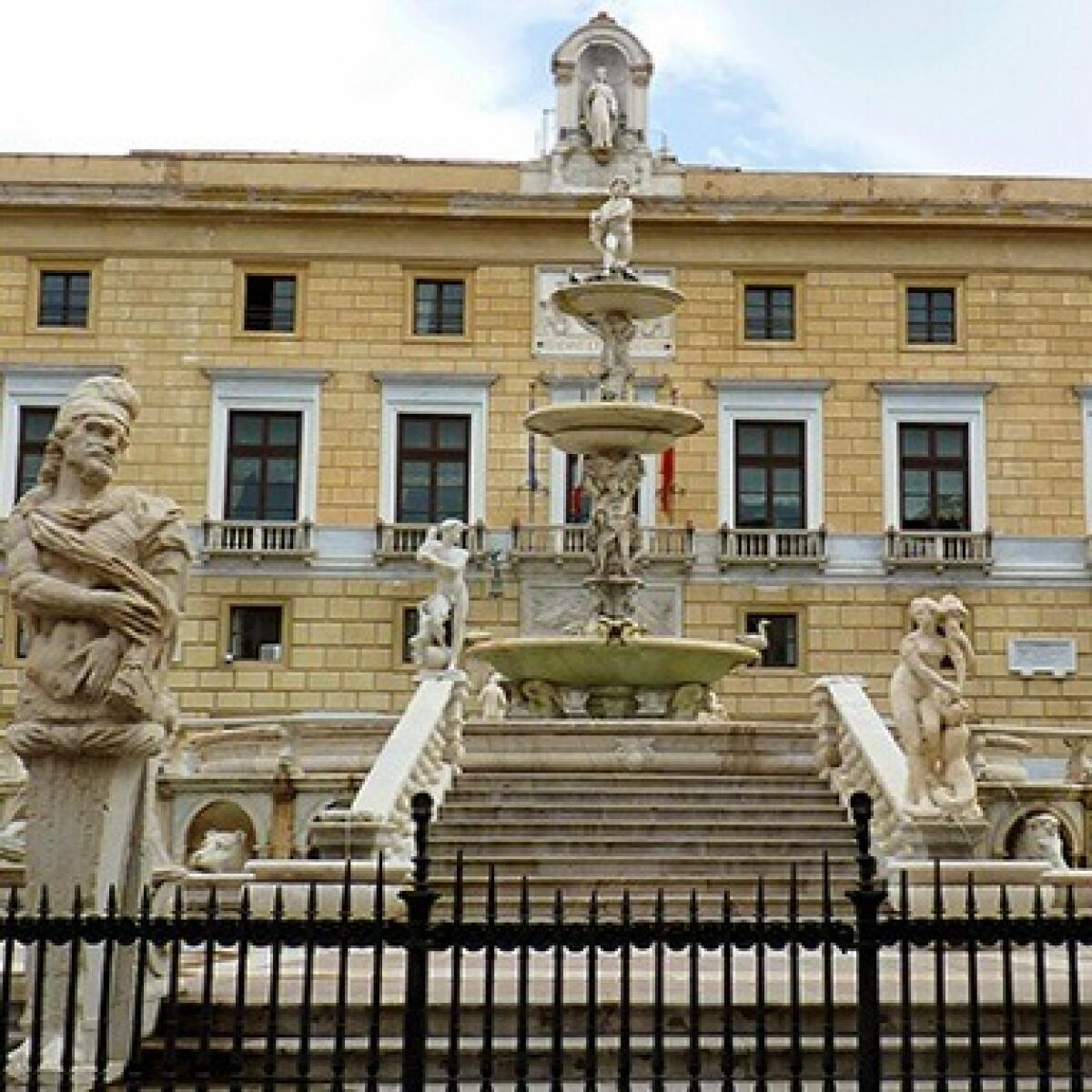 Apertura della Piscina al Centro Sportivo di Via Giuseppe Lanza di Scalea: Evento con il Comune di Palermo e il Sindaco Roberto Lagalla - 