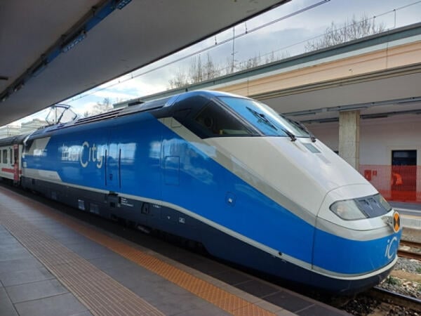 Messina–Siracusa: lavori in tre fine settimana di maggio, alcuni treni sostituiti da bus
