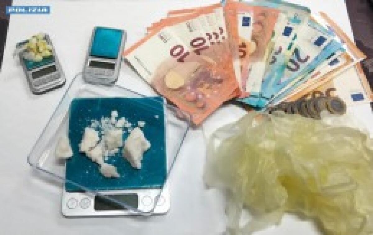 Polizia di Siracusa arresta 36enne per spaccio di crack e confiscano denaro contante - 
