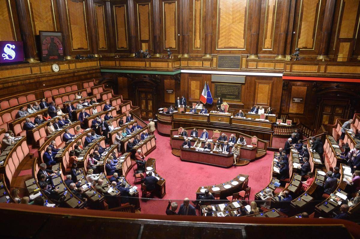 Maggioranza frena su spese Nato in Senato, dietrofront sulla mozione: "Non era il momento per discuterne" - 