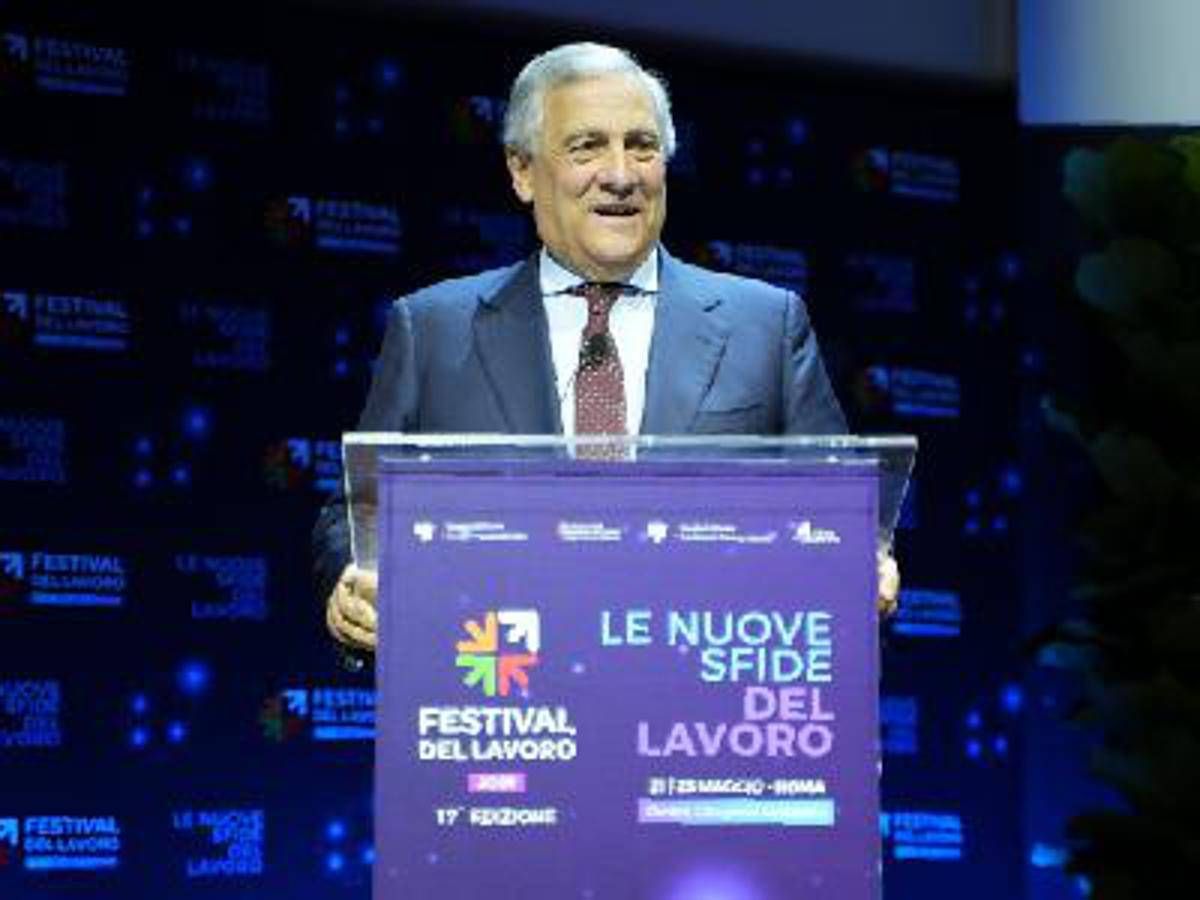 Professioni, Tajani: "Colonna vertebrale Paese, garanzia di crescita" - 