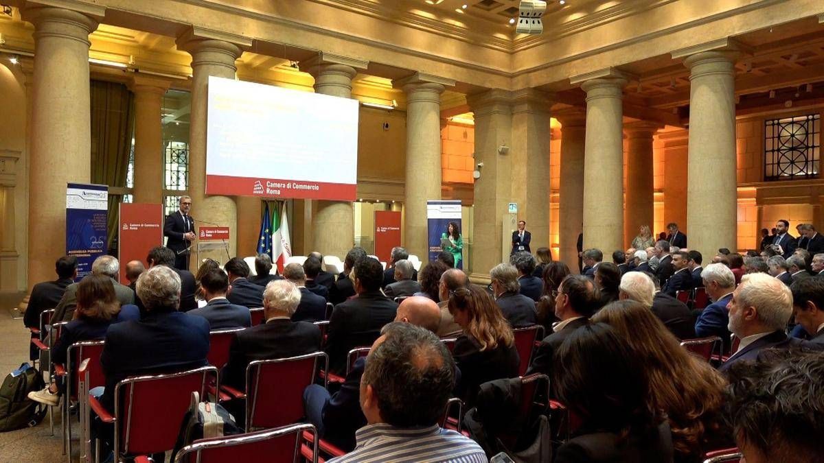 Blue economy, Urso: "Terminali portuali infrastrutture strategiche, da governo dialogo continuo con il settore" - 