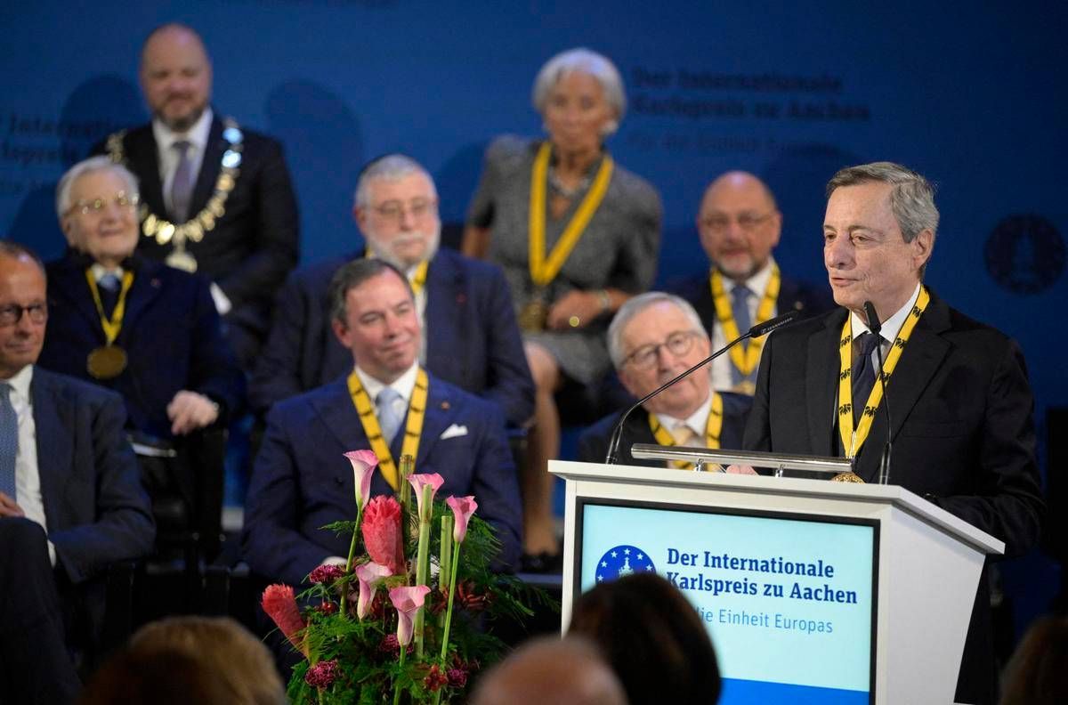 Draghi, il 'federalismo pragmatico' e la scossa ai leader Ue: "Serve coraggio" - 