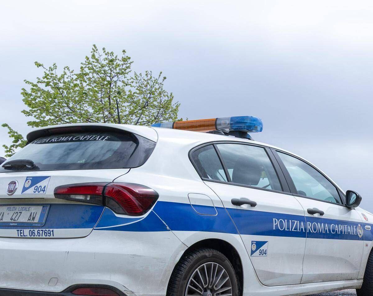 Roma, scontro tra auto e moto: muore 22enne in via Ostiense - 