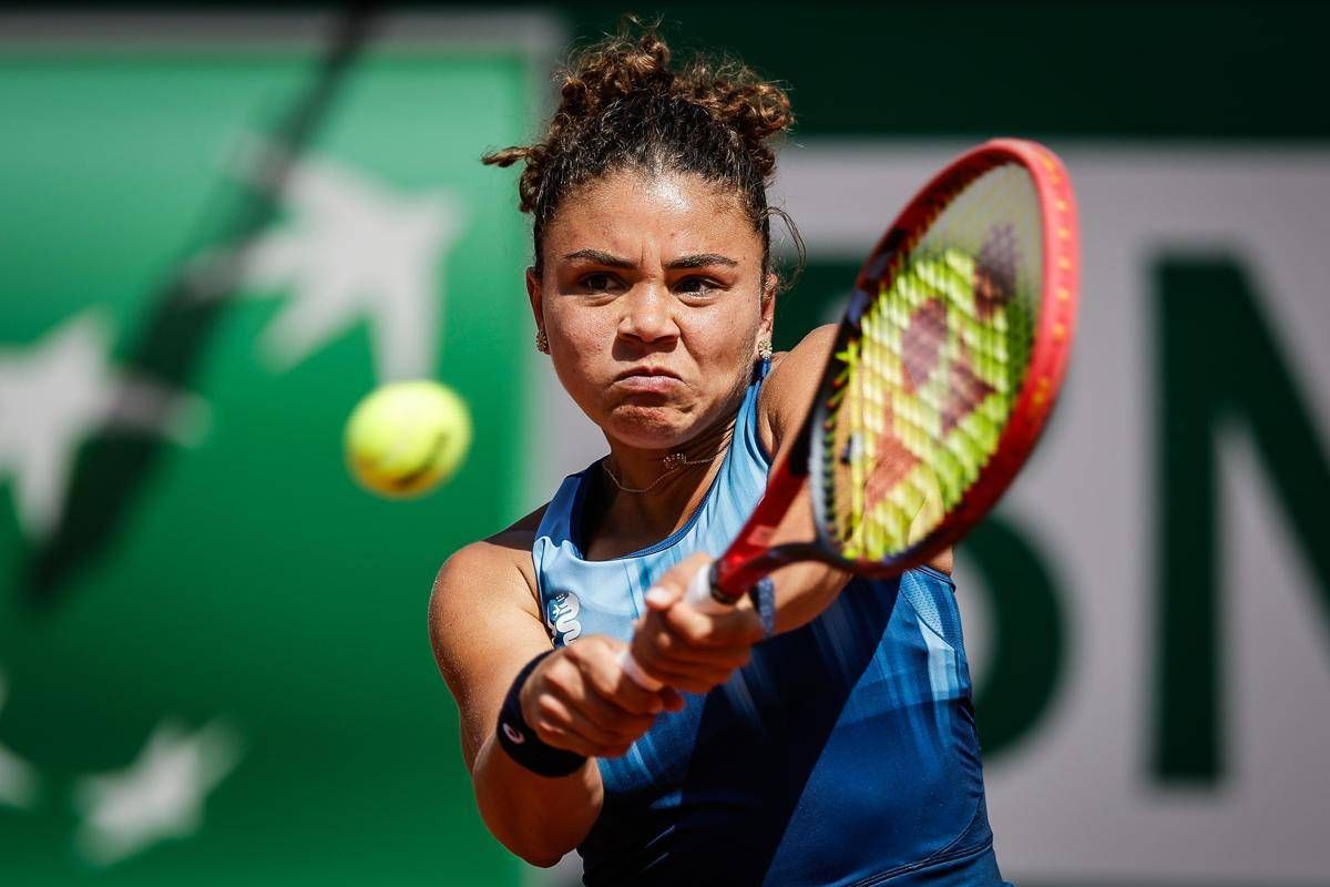 Roland Garros, time-out medico e lacrime per Paolini: l'azzurra eliminata al secondo turno - 