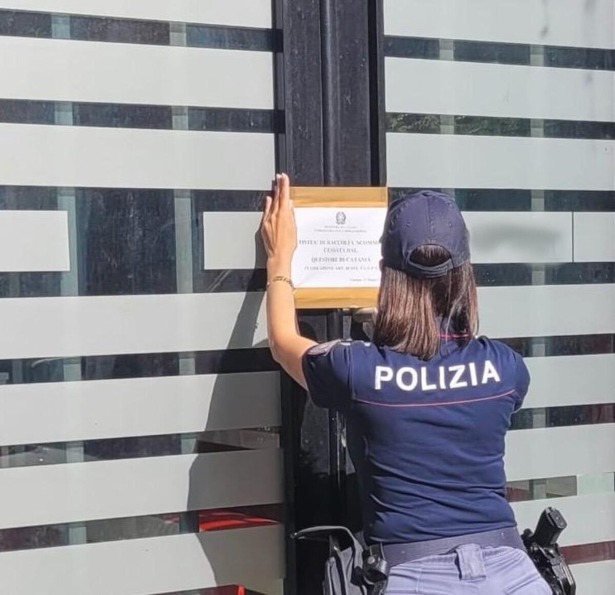 Polizia di Catania smantella centro scommesse abusivo con attrezzature sofisticate - 