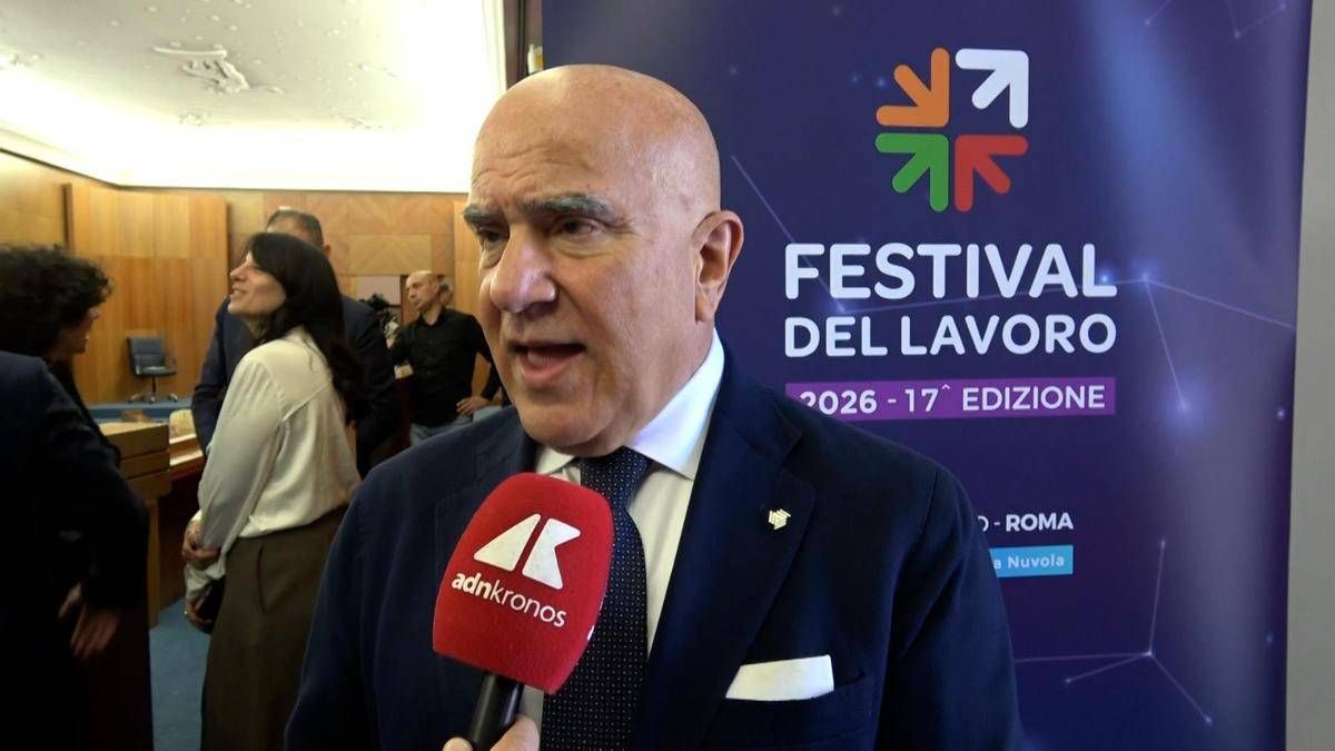 Lavoro, De Luca (Consulenti): "Festival pensatoio Paese" - 