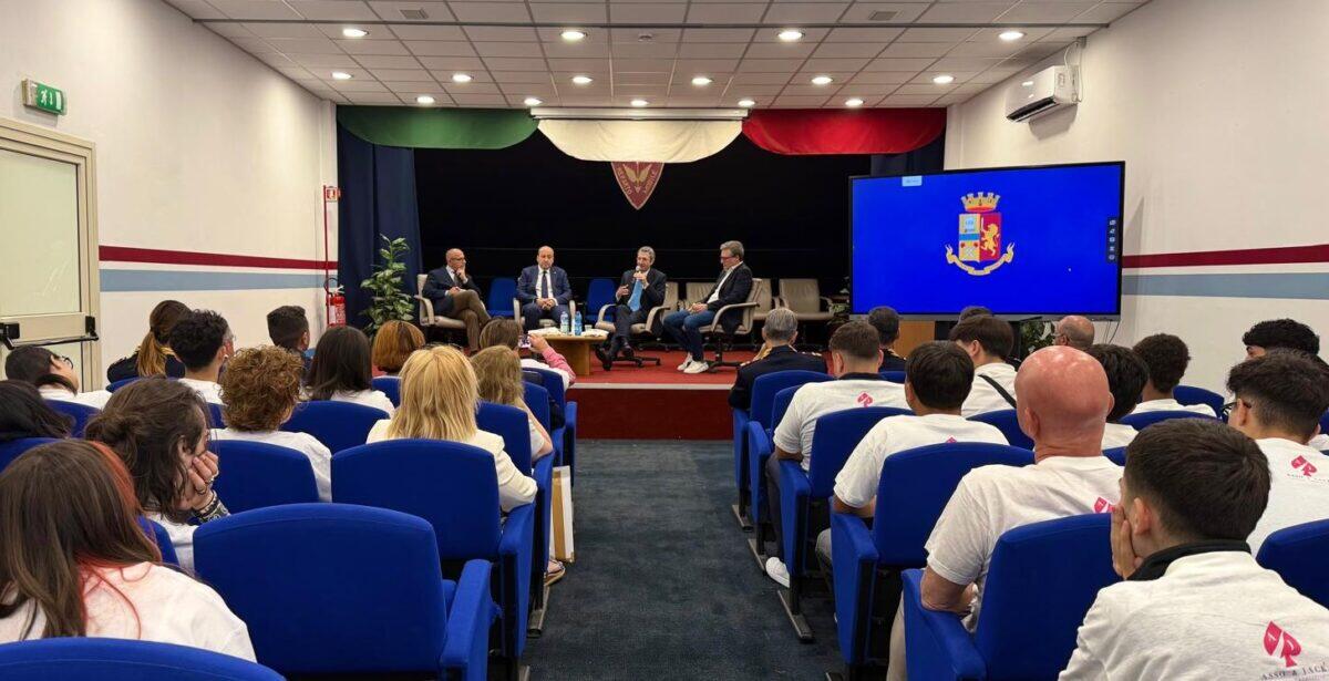 La Polizia di Catania ricorda le vittime di mafia nel 34° anniversario della strage di Capaci - 
