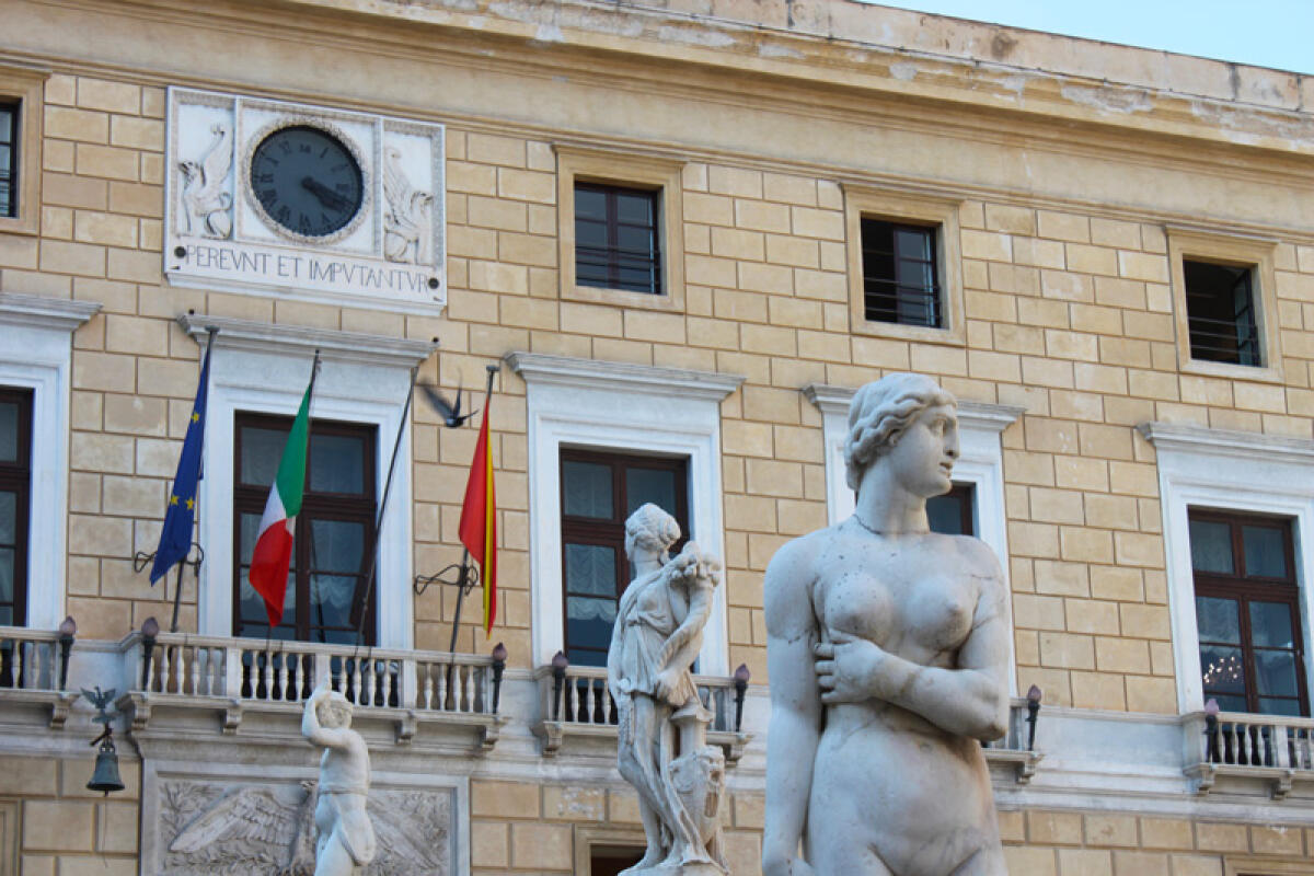 Comune di Palermo: Approvato il Progetto per il Nuovo Stadio 'Renzo Barbera', Un Passo Verso il Futuro della Città - 