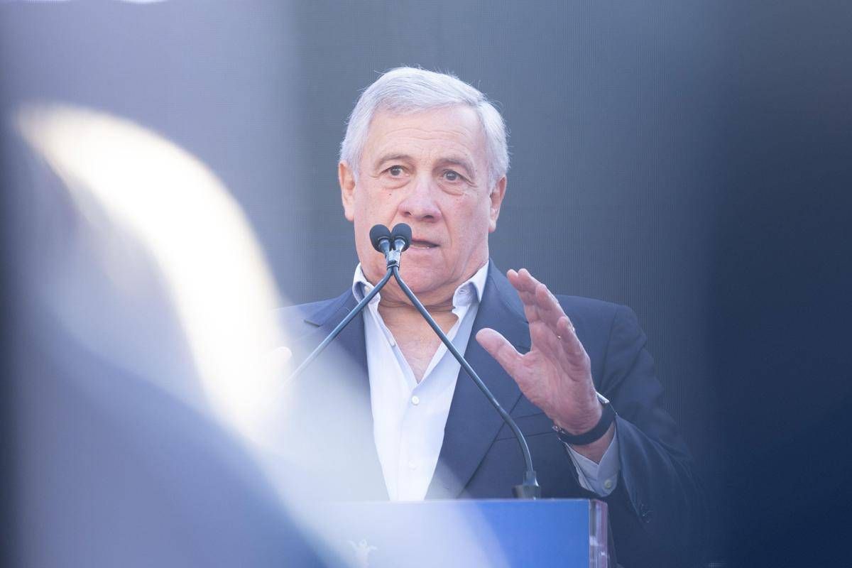 Tajani: "I fratelli Berlusconi? Ottimi rapporti da sempre, noi siamo uniti" - 