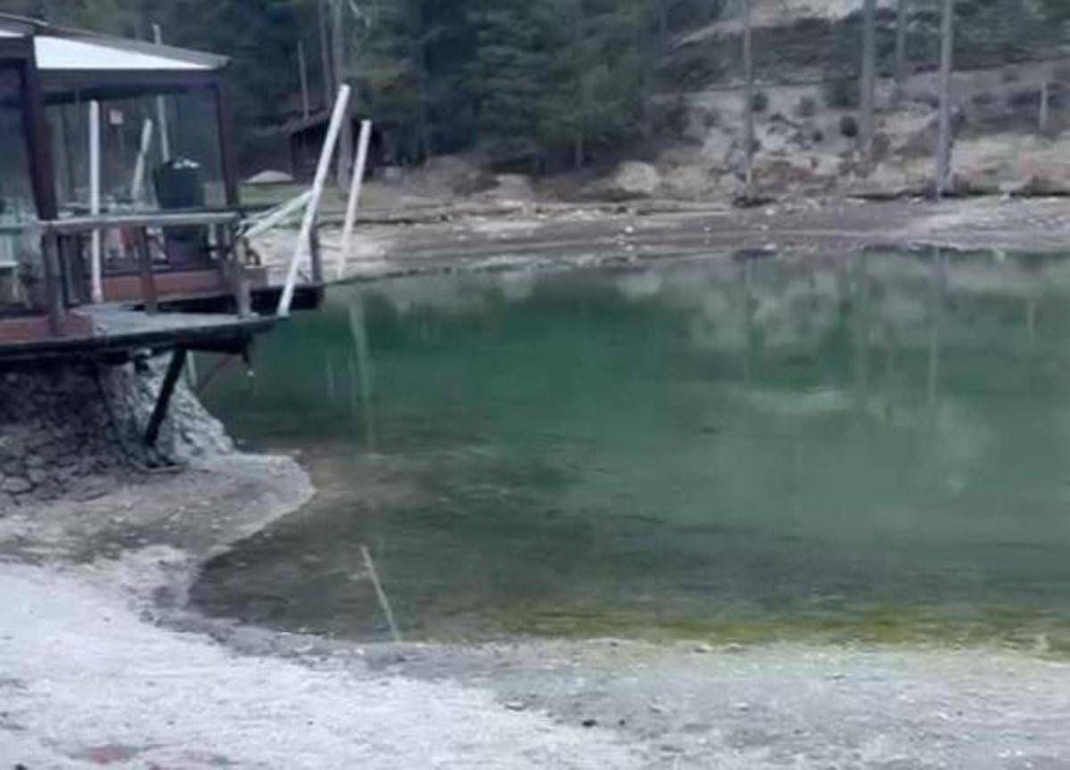 Lago Ghedina, il titolare del ristorante sulla riva: "Bacino pieno solo a metà, già perso 25% fatturato" - 