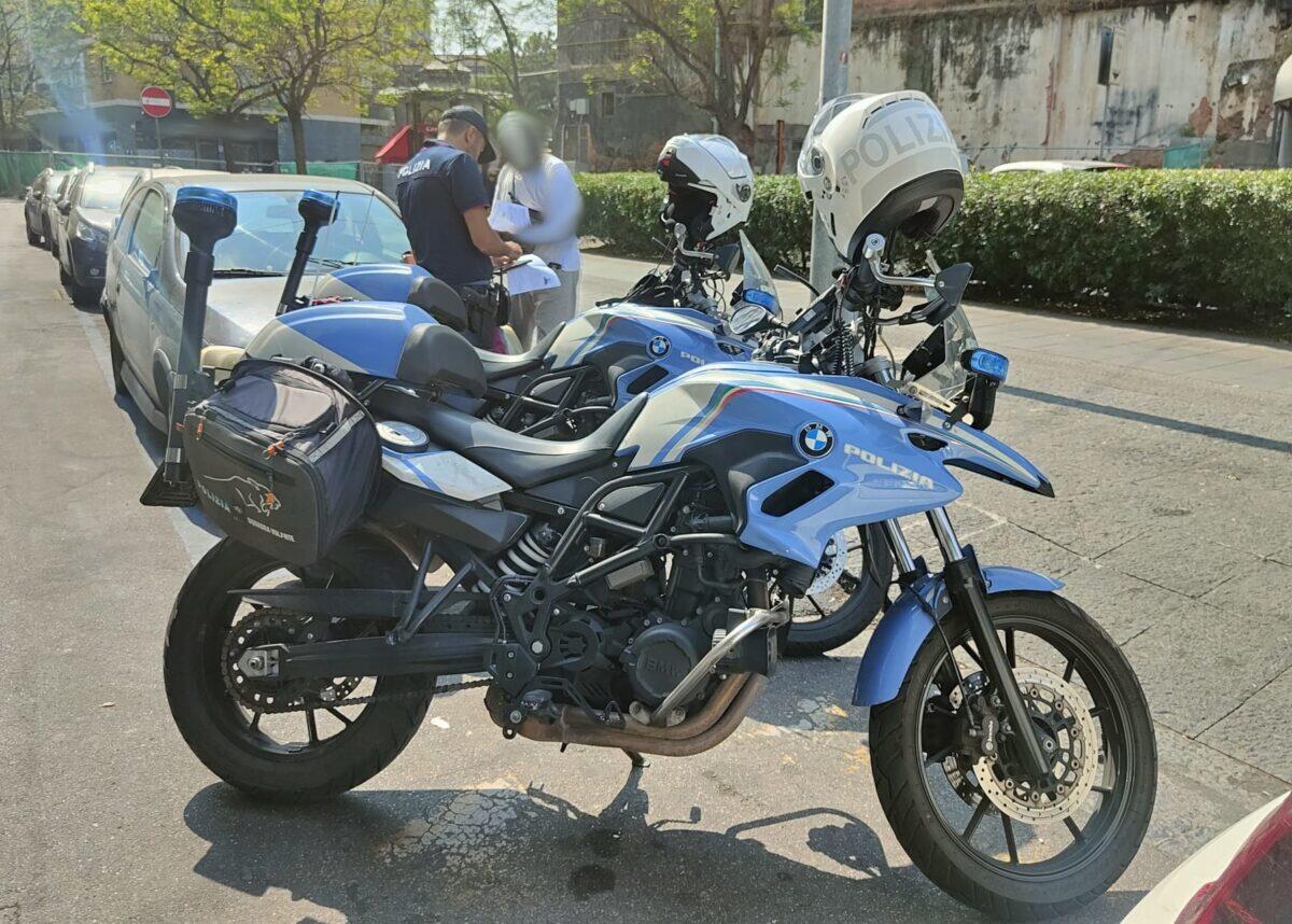 Polizia di Catania intensifica i controlli per il rispetto dell'obbligo del casco sui mezzi a due ruote - 