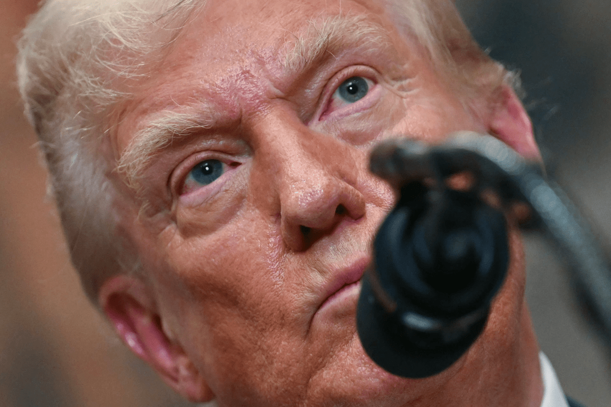 Trump, sondaggio boccia il presidente: Iran e economia, disapprovazione record - 