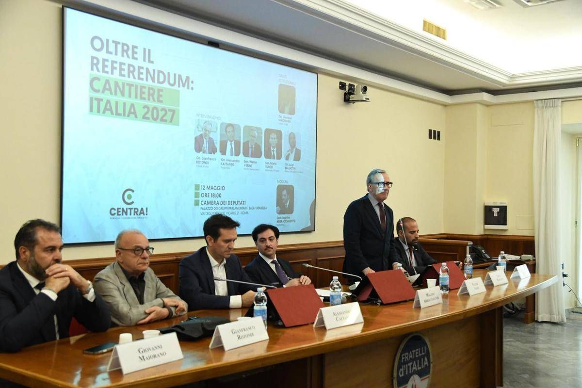 Riforme: boom di giovani per per convegno 'Oltre il Referendum, cantiere Italia 2027' - 