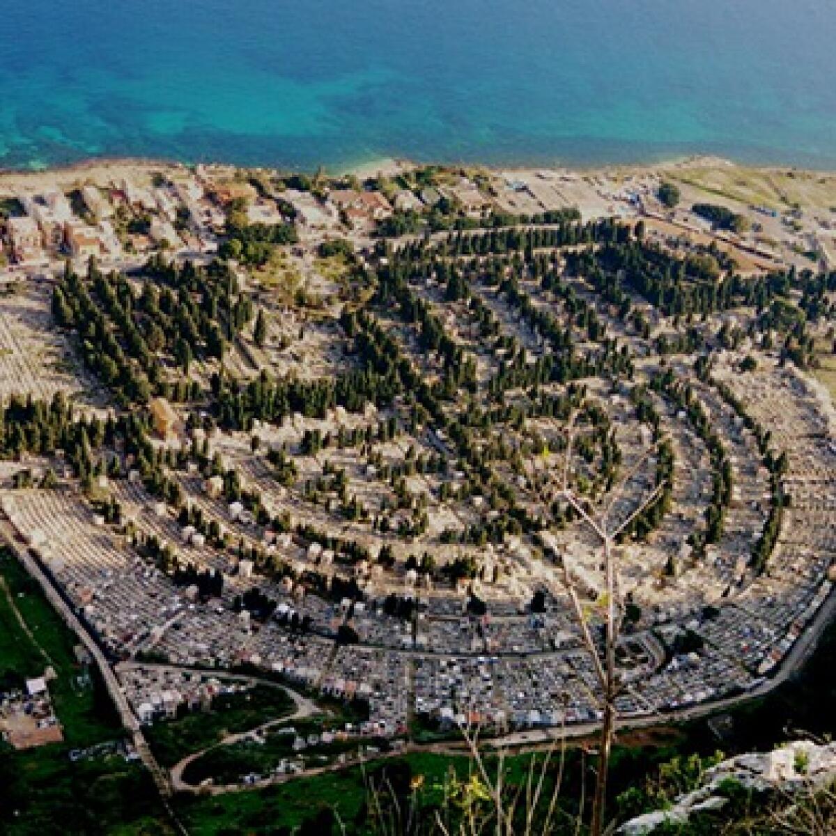 Chiusura del cimitero del Comune di Palermo per lavori al nuovo forno crematorio il 8 maggio - 